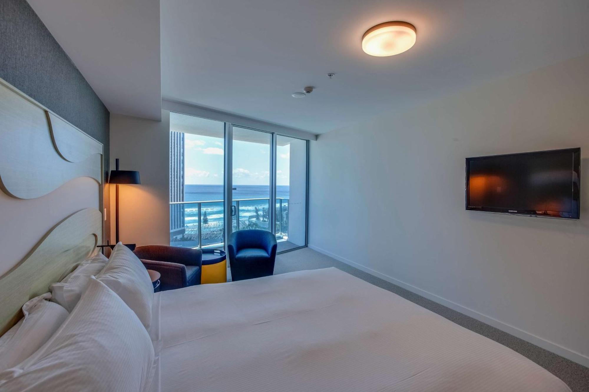 Resort Hilton Surfers Paradise & Residences 5*