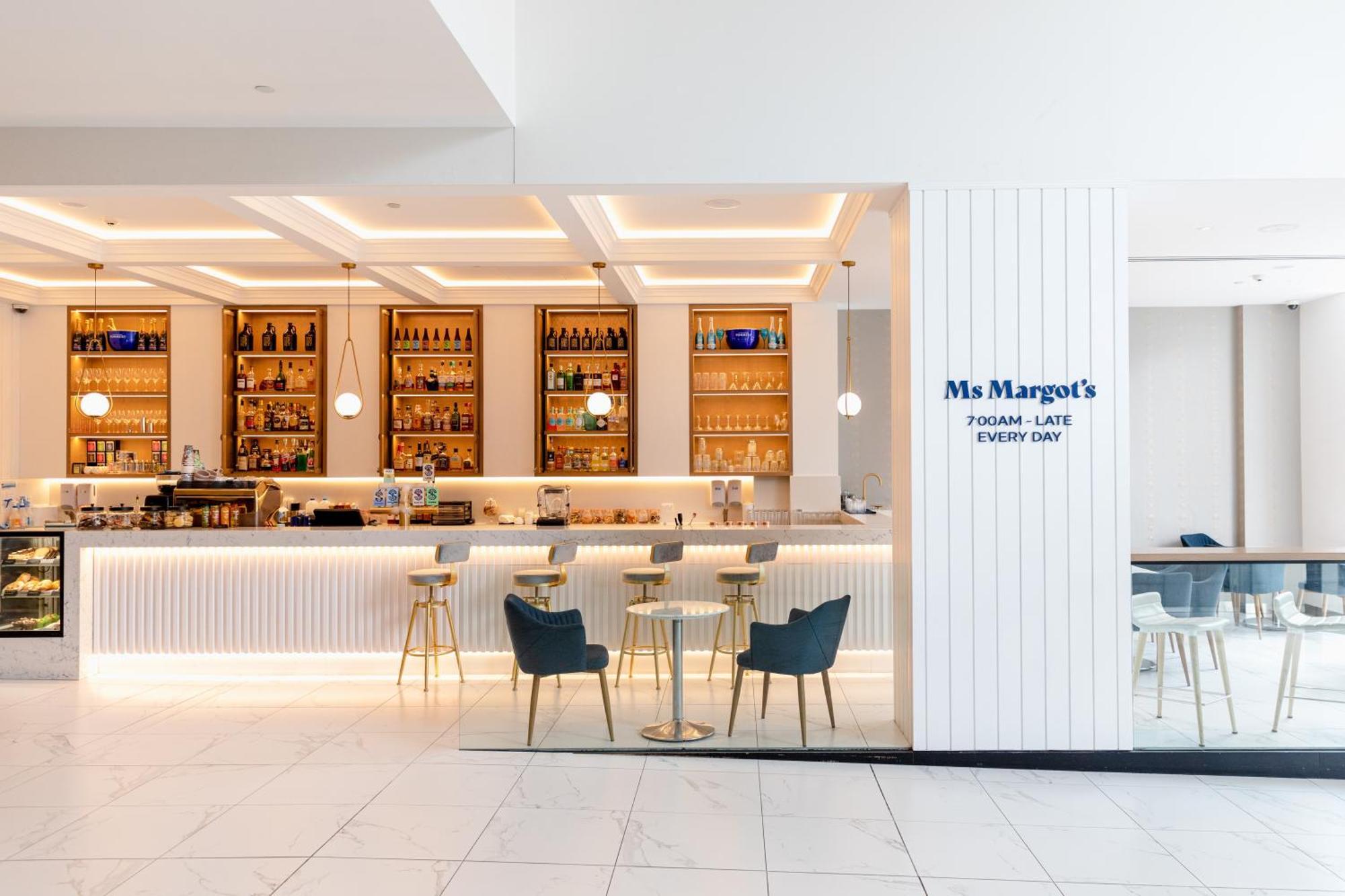Resort Hilton Surfers Paradise & Residences 5*