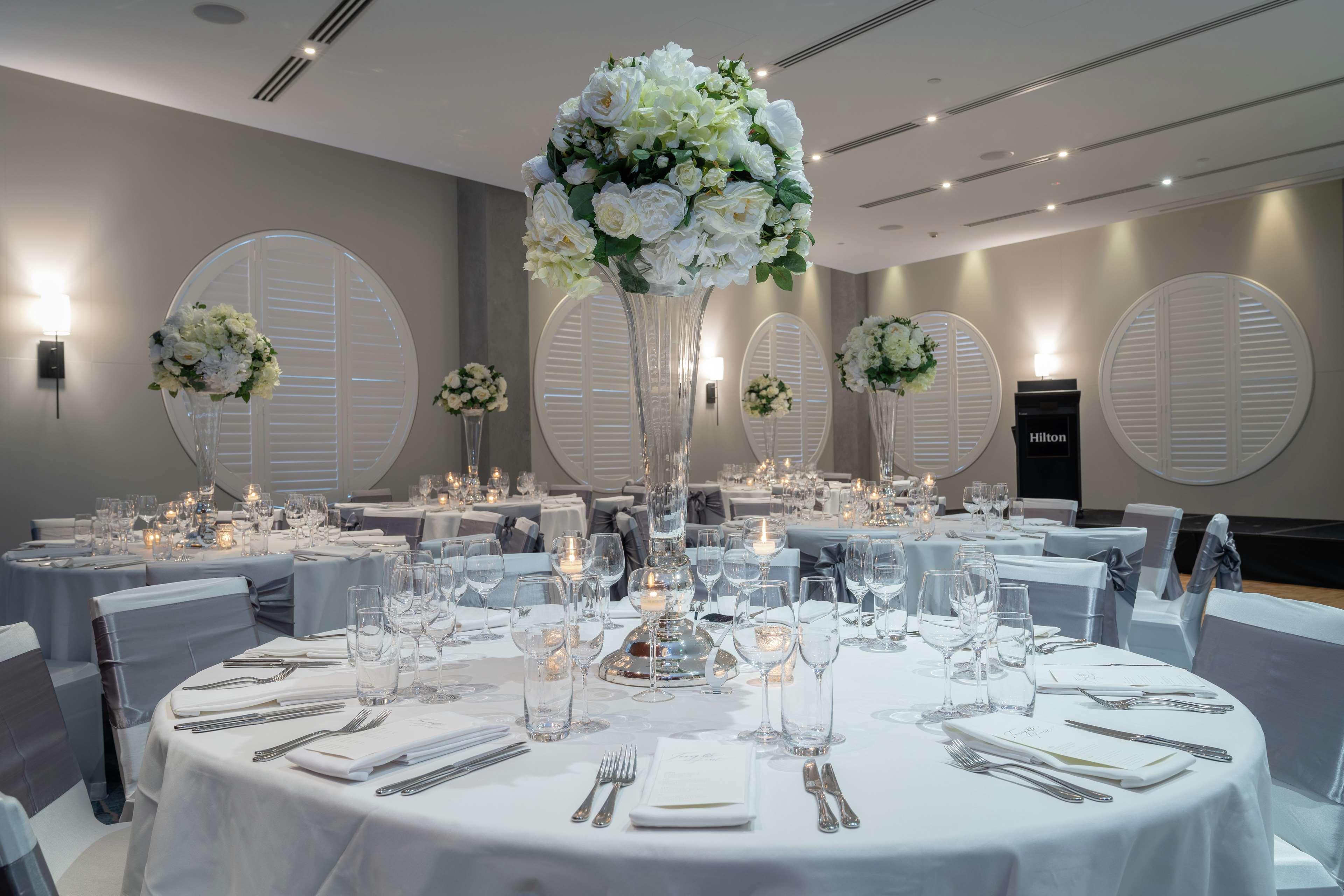 Hilton Surfers Paradise & Residences Resort 5*